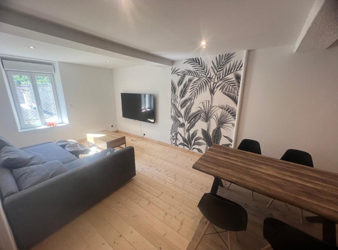 Charmant Grand Appartement Serdinya エクステリア 写真